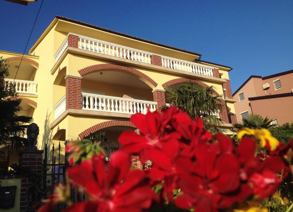 Bed & Breakfast Ruzica Novi Vinodolski Exterior foto